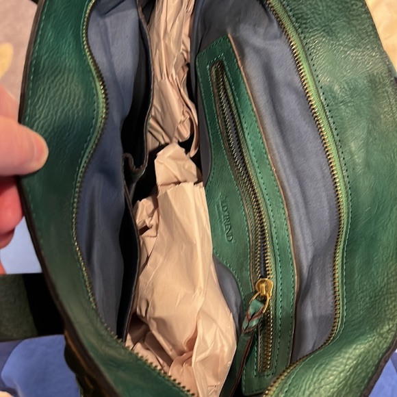 Stellar Stud Tote NWT - Picture 6 of 12